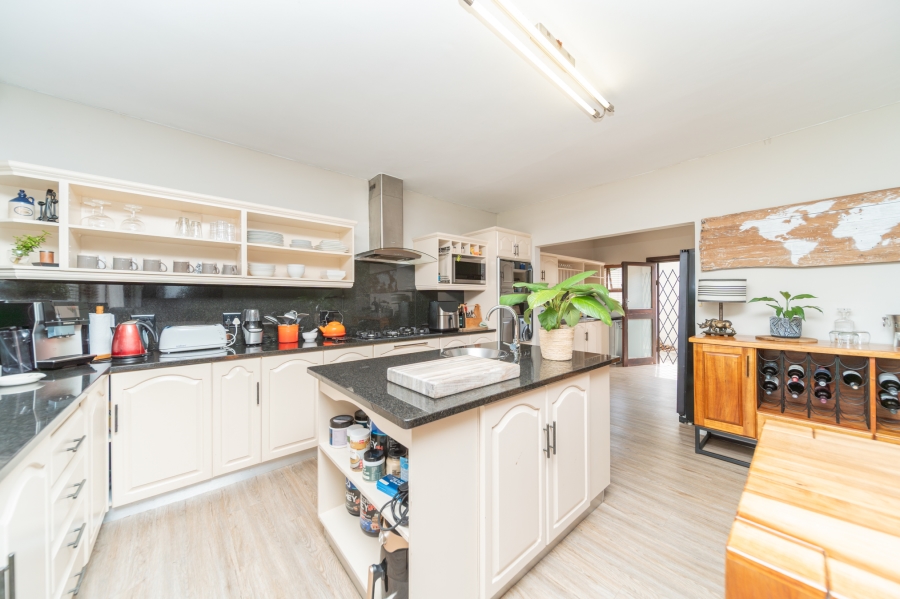 5 Bedroom Property for Sale in Stirling Eastern Cape